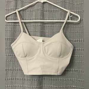 Gold hinge sports crop tank